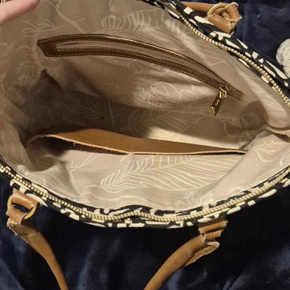 Sseko Kawa Convertible Canvas Leather Backpack/Bag - Picture 6 of 6